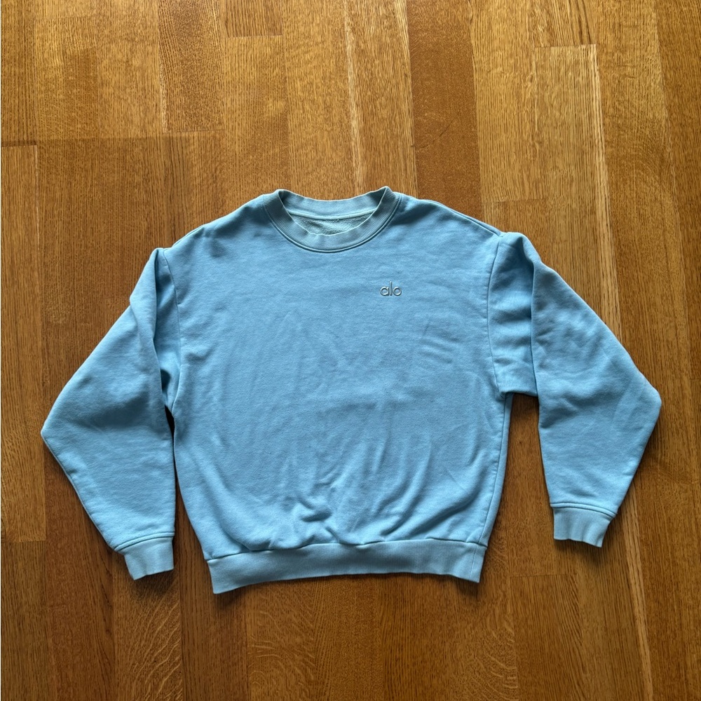 ALO YOGA ACCOLADE CREW NECK PULLOVER
Calm Blue / XS